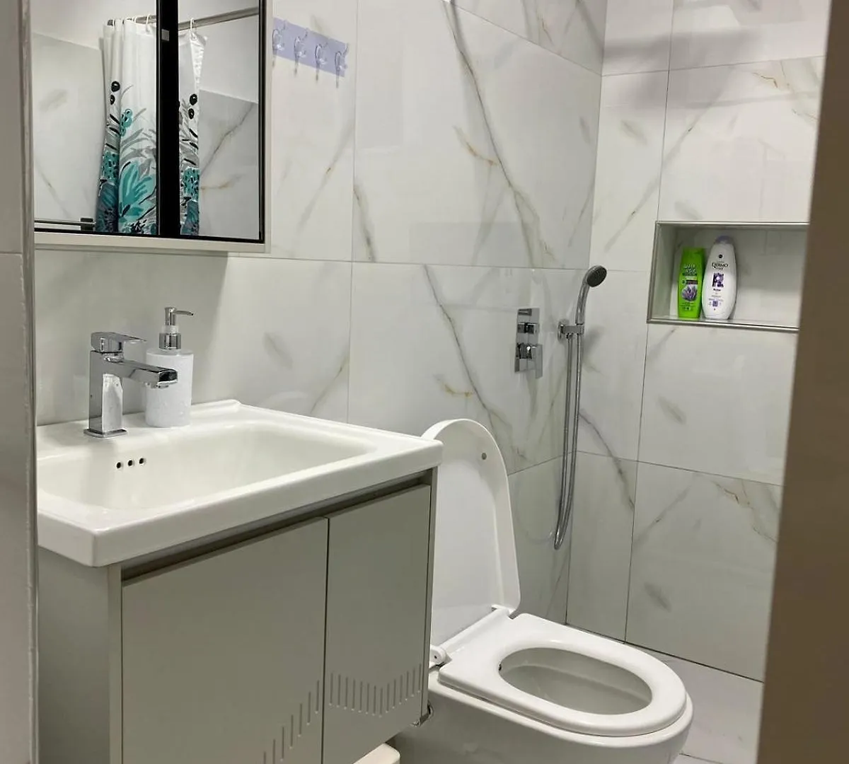 Seascape Apt Durrës Apartamento